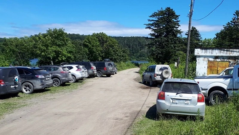 «Заложники» дома у озера: как сахалинцы отравляют природу и жизнь людей