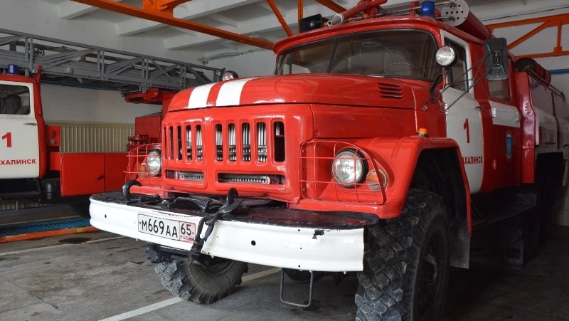 В Южно-Сахалинске ночью горел автомобиль