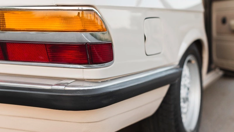 Житель Южно-Сахалинска хотел сэкономить на автозапчасти и украл ее с похожей машины