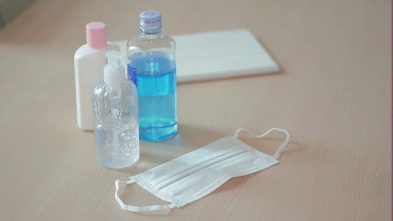 В Макарове медики обследуют выпускников перед возвращением в школу