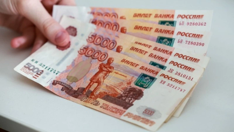 Средняя зарплата в Сахалинской области достигла почти 140 тысяч рублей 