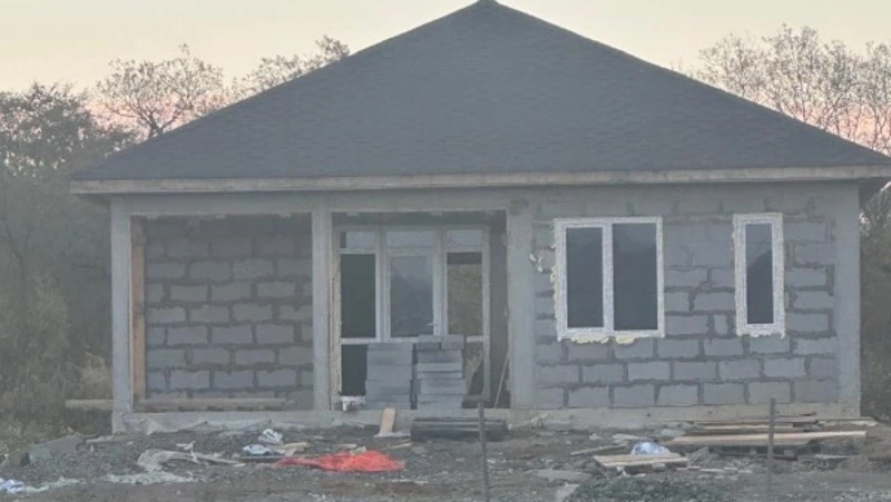 Более 40 семей на Сахалине пострадали от действий застройщика: люди остались без домов и с долгами