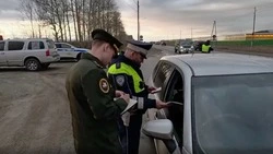 В Южно-Сахалинске сотрудники СК и ГАИ искали уклонистов среди новых граждан