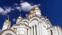 Жириновский ищет помощь у патриарха, Валиева поймана на допинге. Новости 12 февраля