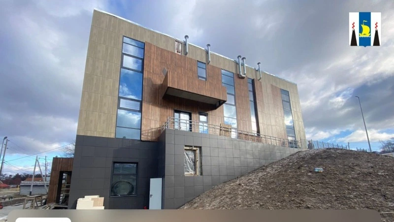 Новый Дом культуры в селе Корсаковского района готовят к открытию