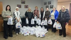 Семьям участников СВО и пожилым смирныховцам раздали навагу в рамках Народной программы