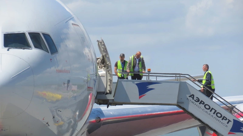 Власти Сахалина помогут пассажирам вместиться в московские рейсы в пик отпусков