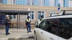 Жителей Южно-Сахалинска оштрафовали за парковку в кармане для автобусов 