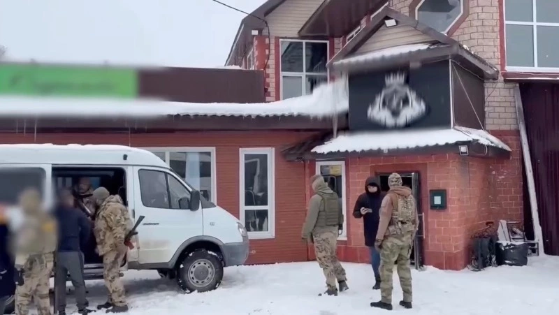 Троих мигрантов депортируют после рейда в Южно-Сахалинске