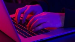 Путин подписал закон о штрафе за поиск экстремистских материалов и рекламу VPN