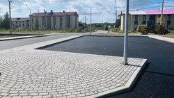 Семь дворов благоустроили в Тымовском в рамках нацпроекта