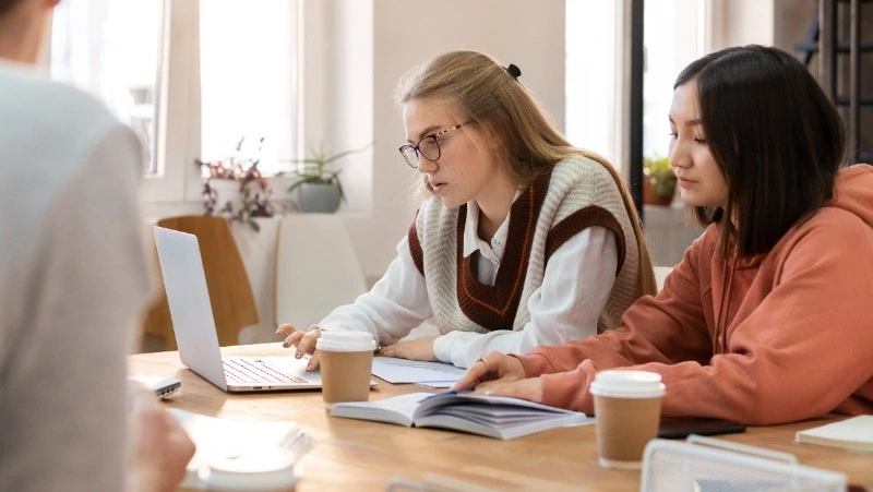 Каждый пятый подросток в Южно-Сахалинске подрабатывал во время учебы