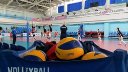 Сахалинские волейболистки стартовали с победы в первом этапе первенства России по волейболу
