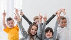 В детдомах и приютах России сократилось число детей на более 10% 