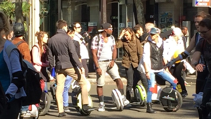 Стоять на одном