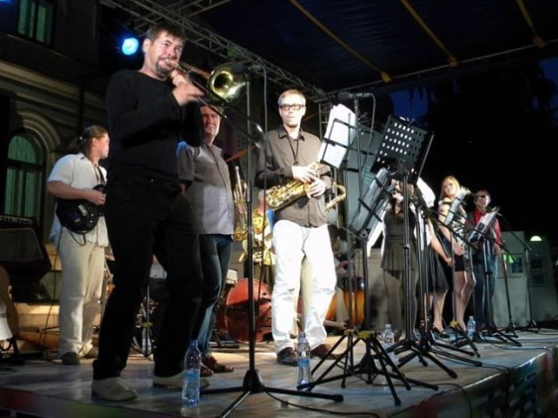 Музыка умных людей