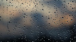 Шторм обрушится на Курилы, Сахалин встречает дожди: прогноз погоды на 28 мая