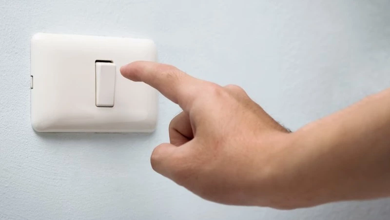 Отключения электричества в Южно-Сахалинске 17 августа: список адресов