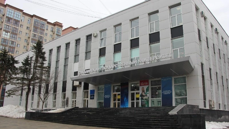 Будущим студентам: главное о приемной кампании СахГУ в 2025 году