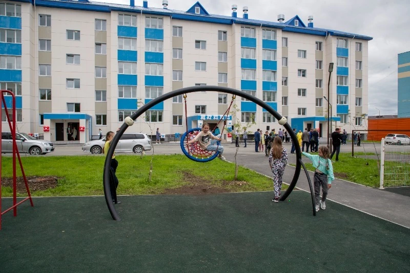 55 семей в Долинске переезжают из аварийного жилья в комфортное