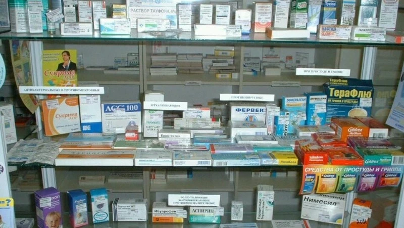 Жители поселков без аптек смогут покупать лекарства в участковых больницах на Сахалине