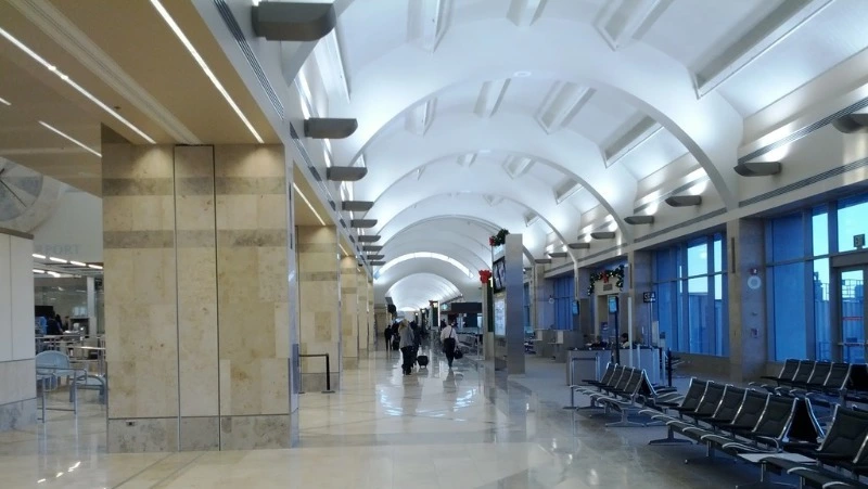 В аэропорту Южно-Сахалинска задержали северный рейс