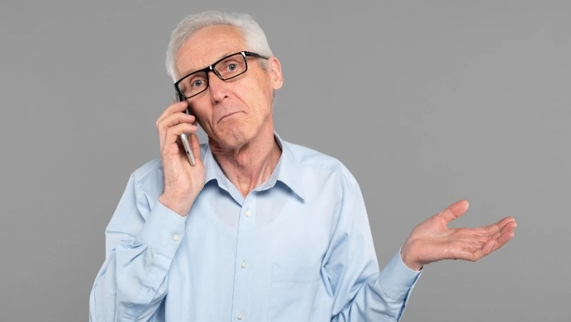 Мошенники под видом ФСБ едва не лишили сахалинца накоплений