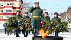 Возложение цветов к Вечному огню пройдет в Южно-Сахалинске 23 февраля 