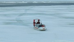 Спасатели предупредили об опасности выхода на лед в заливе Мордвинова 11 марта