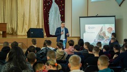 Интеграцию педагогов по ИИ и беспилотникам обсудили в сахалинском техникуме