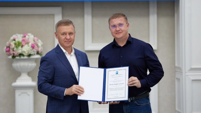 Дипломы и благодарственные письма вручили строителям в Южно-Сахалинске 8 августа