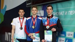 Сахалинские спортсмены завоевали 13 медалей чемпионата и первенства ДФО по плаванию