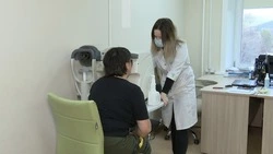 Врачи в Южно-Сахалинске проверили здоровье инвалидов из Углегорска