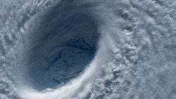 Новый тайфун накрыл Японию: жителей эвакуируют