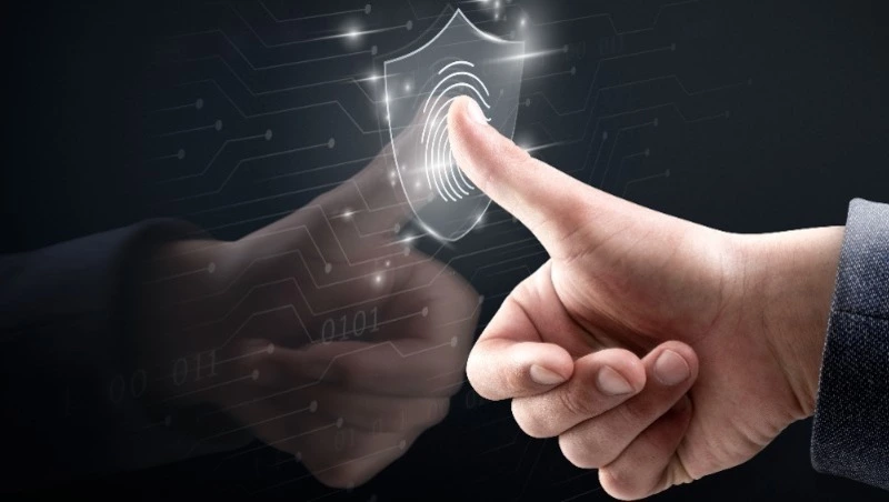 Большинство россиян не поддержали сдачу биометрических данных — опрос