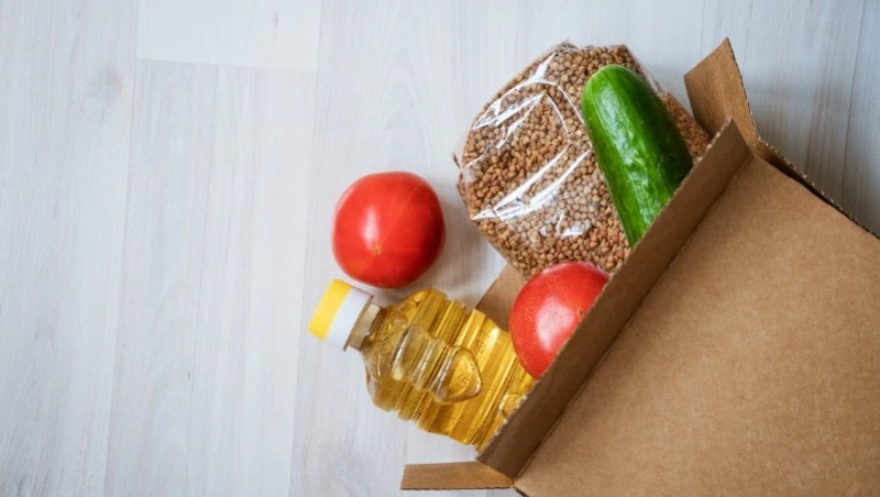 Полукопченая колбаса и шоколад пополнили паек росгвардейцев на Дальнем Востоке