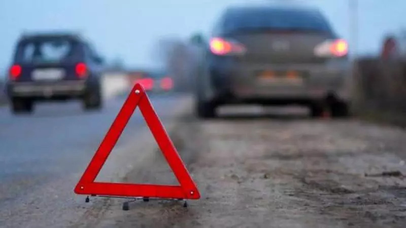 Седан въехал в микроавтобус на юге Сахалина. Есть пострадавшие