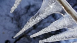 SKR-SOS объявляет войну сосулькам: сахалинцы могут пожаловаться на работу УК