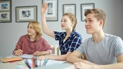 Учись, побеждай, поступай!: сахалинских старшеклассников приглашают к участию в олимпиаде «Финатлон»