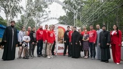 День Крещения Руси отметили в городском парке Южно-Сахалинска