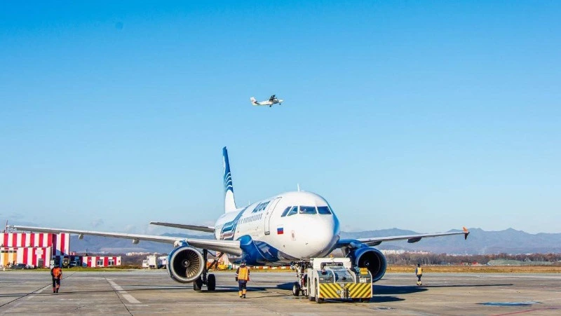 Два рейса «Авроры» между Южно-Сахалинском и Советской Гаванью задержали из-за непогоды