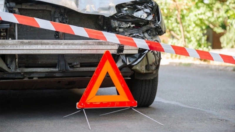 Более 20 ДТП и 8 водителей без прав: сводка ГИБДД на Сахалине за 24 августа