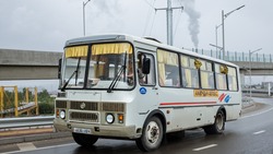 Пассажирский автобус и грузовик попали в серьезное ДТП на севере Сахалина