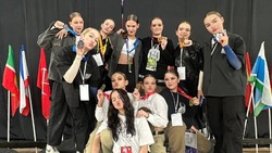 Всероссийские соревнования по чир спорту принесли юным сахалинкам десять медалей