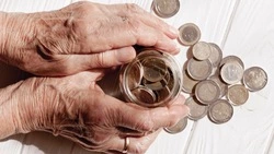 Депутаты ГД предложили снизить возраст для повышения пенсии до 70 лет