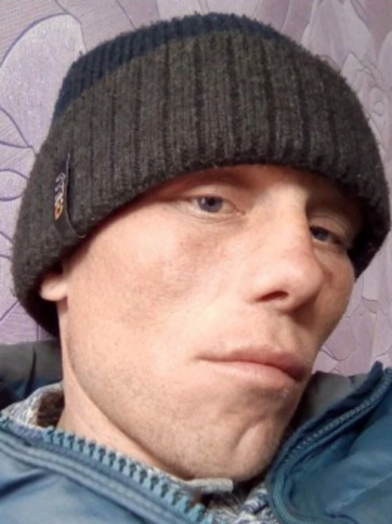 Рыбака на веслах унесло в море у берегов Сахалина