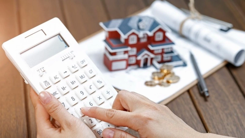 Молодые семьи и участники СВО могут получить 400 тысяч на ипотеку в Сахалинской области