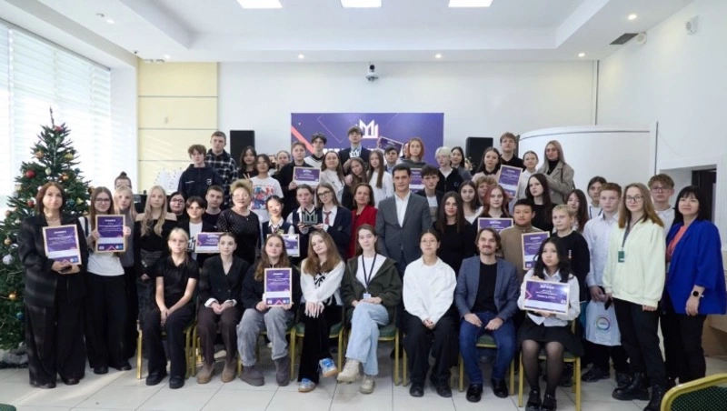 В Южно-Сахалинске подвели итоги второго сезона проекта «МедиаШкола» и наградили участников