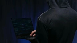 Мошенники обманывают россиян с помощью якобы бесплатных электронных книг