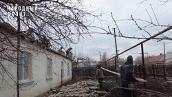 Волонтеры Сахалина помогают ликвидировать последствия удара ВСУ по поселку в ЛНР